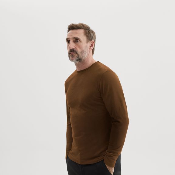 Dark camel long sleeve Merino wool T-shirt | Tailor Store®